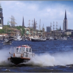 Lotsenboot in Eile  120512-066