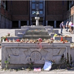 Oslo, am Rathaus, 31.07.2011